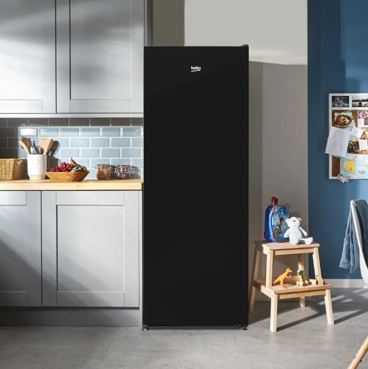 Beko Tall Upright Freezer 54W 146H Black Frost Free| FNE4545B - Image 4