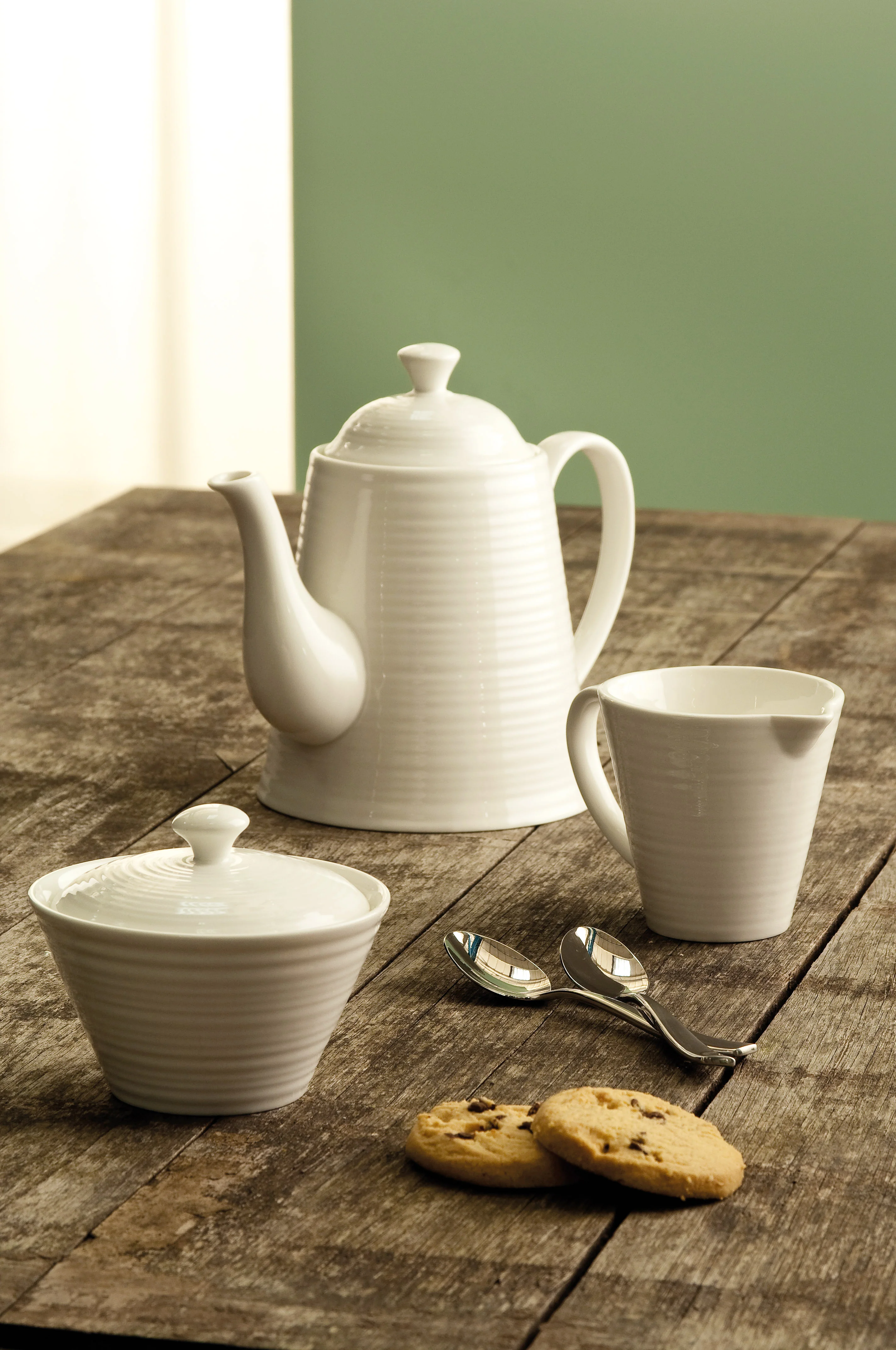 Belleek Ripple Beverage Set - Image 2
