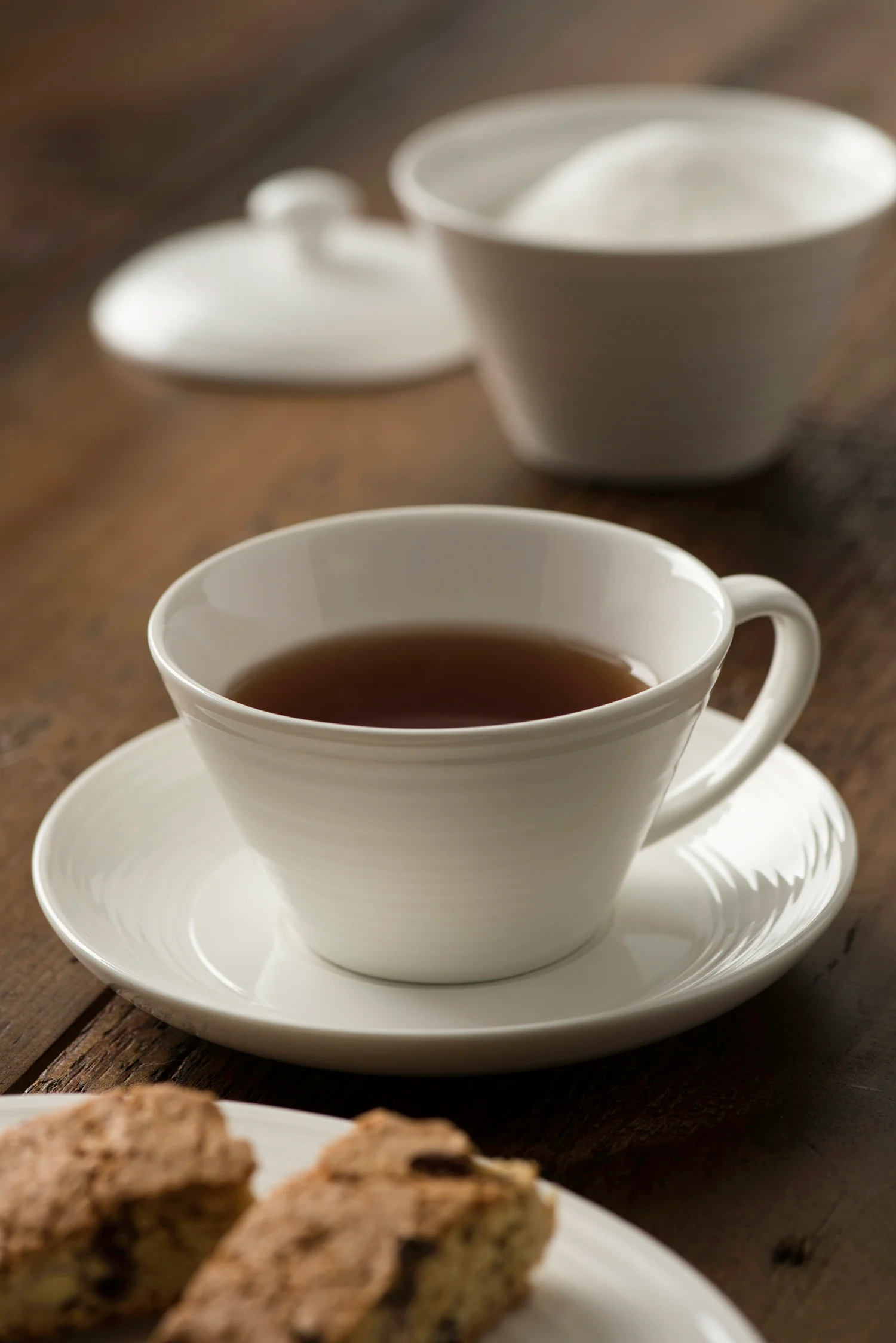 Belleek Ripple Teacup & Saucer 4 piece set - Image 2