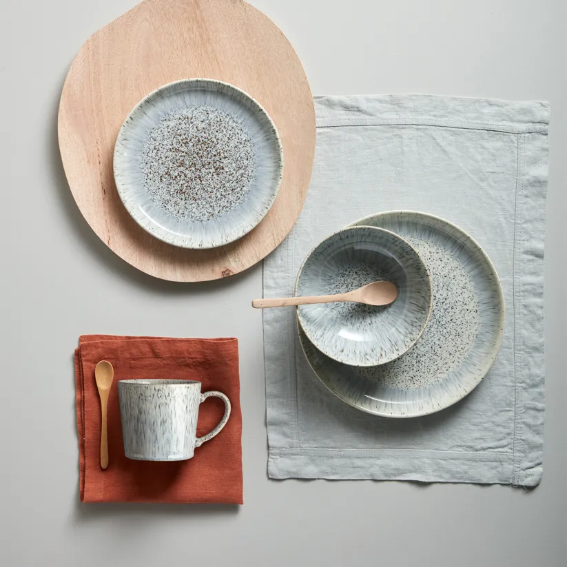 Denby Halo Speckle Medium Coupe Plate - Image 4