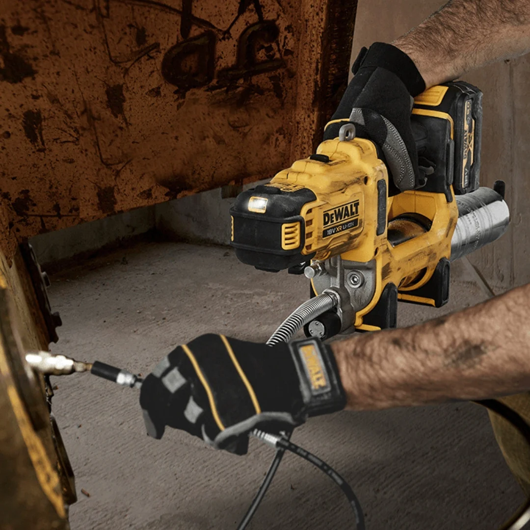 Dewalt 18V Xr 2 Speed Grease Gun - Bare Unit |DCGG581N - Image 4