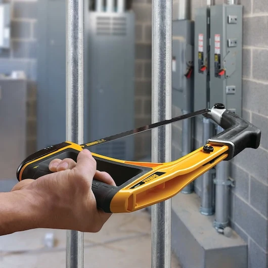 DeWalt 5-In-1 Hacksaw - 300mm Blade - Image 7