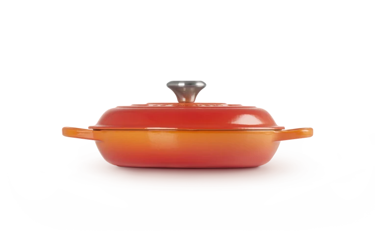 Le Creuset 26cm Shallow Casserole Volcanic - Image 3