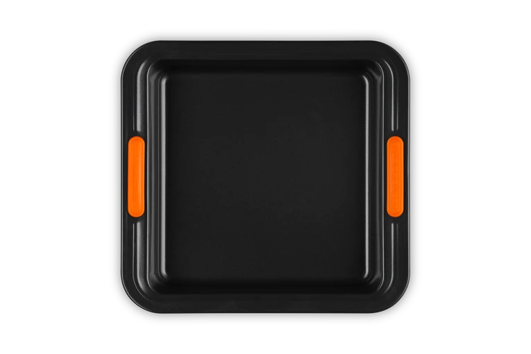 Le Creuset Bakeware - Square Cake Tin 23cm - Image 4
