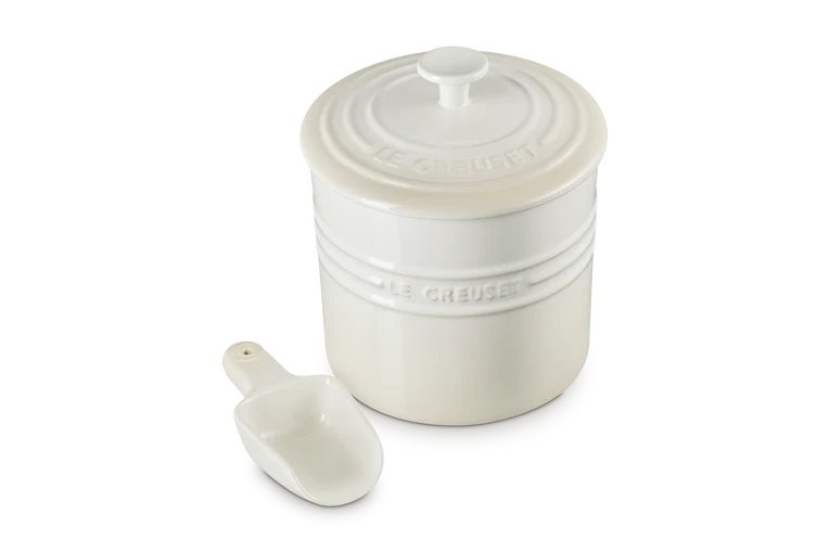 Le Creuset Kitchen Container with Scoop 2.3Ltr Meringue - Image 2
