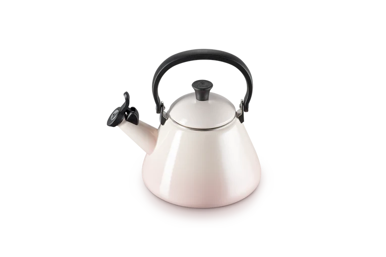 Le Creuset Kone Kettle 1.6L Shell Pink - Image 2