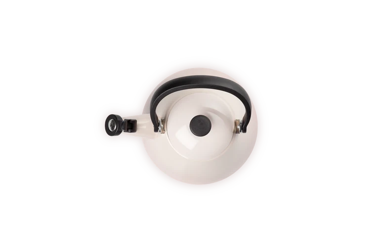 Le Creuset Kone Kettle 1.6L Shell Pink - Image 4