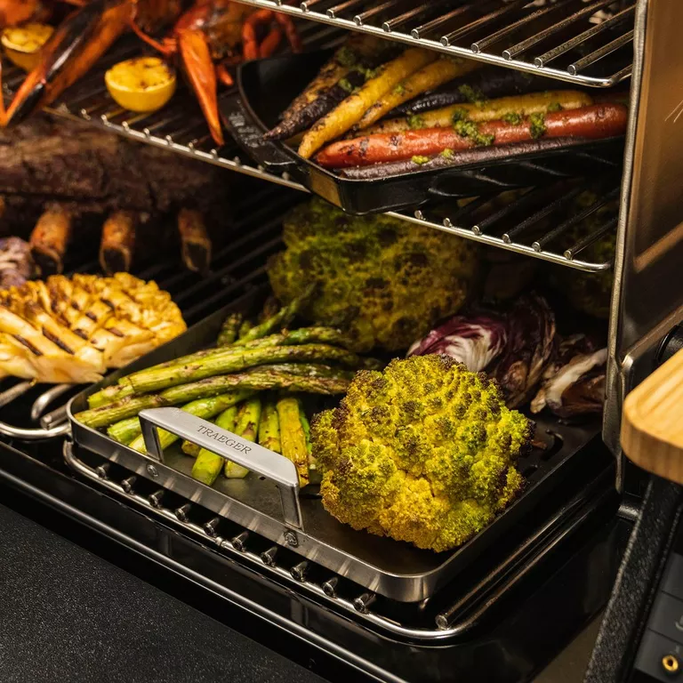 Traeger® Modfire Fish & Veggie S/S Grill - Image 3