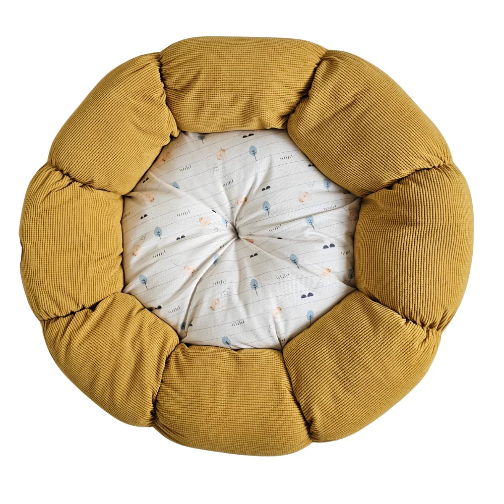 Wiggle & Wander - Flower Pet Bed - Yellow 55x15cm - Image 2